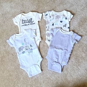 Gerber Organics Onesie Bundle